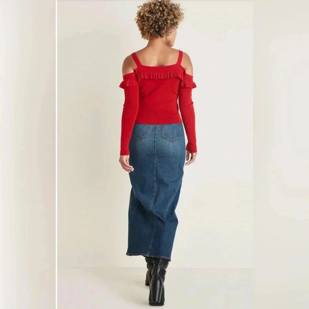 Cold Shoulder Ruffle Top - Picture 3 of 12
